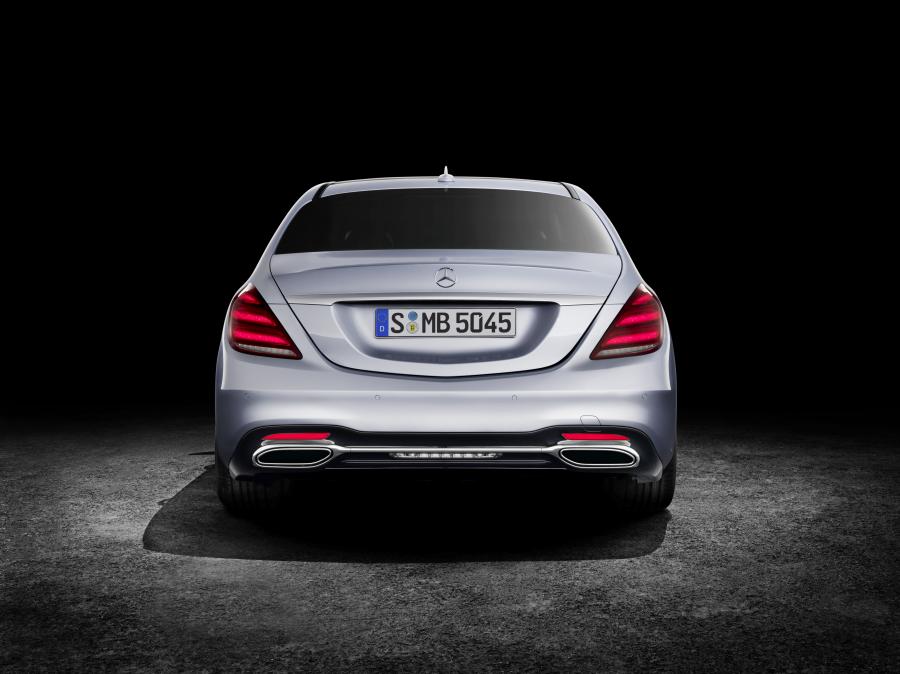  Mercedes-Benz S350 Lang AMG Line 2017 года  (WW) (фото 9 из 18)